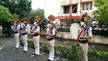 शाजापुर जिला न्यायालय परिसर में हुआ ध्वजारोहण