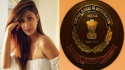Rhea ने निकाले थे Sushant के Account से 15 करोड़,  CBI ने शुरू की जांच | FilmiBeat