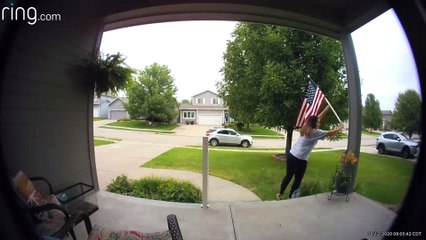 Stranger Stops to Fix Fallen Flag