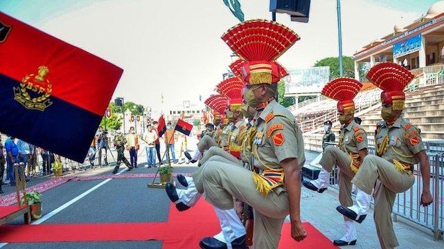 I-Day celebration 2020: Watch beating retreat ceremony at Attari-Wagah border