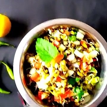 Moong Sprouts Salad _ healthy salad _ rich in protiene and vitamins _ tasty recipe(360P)