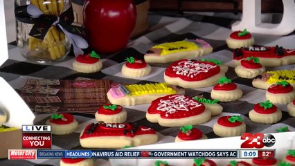 Local woman helps students celebrate start of school year with cookies