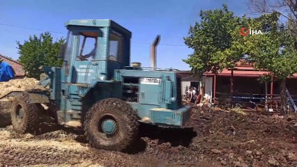 Besihane yangınında çiftçinin bir yıllık emeği heba oldu