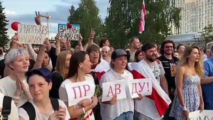 Download Video: Belarus tem protestos contra Lukashenko, que se aproxima de Putin