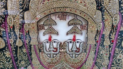 Beera Barji ma ke charna mahi aaj sagla mil pranam karan - Goenka Kuldevi  - Beera Barji Dadi - Dadi Bhajan