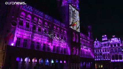 Bélgica cambia su tradicional tapiz de flores por un espectáculo de luces y sonido
