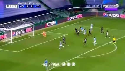 Sterling'in boş kaleye kaçırdığı pozisyon, Şampiyonlar Ligi çeyrek final maçına damga vurdu