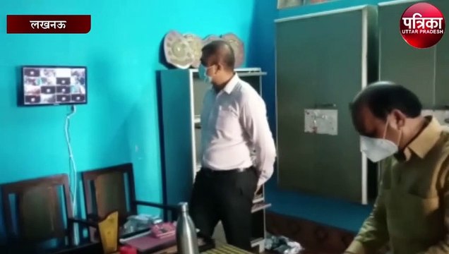 डीएम अभिषेक प्रकाश ने BEO परीक्षा केंद्रों का किया औचक निरीक्षण