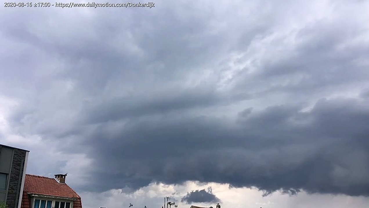 Vidéo accélérée des nuages pendant l’averse à Laeken, Bruxelles - 2020-08-16