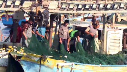 إسرائيل تغلق منطقة صيد السمك في غزة بعد إطلاق صواريخ