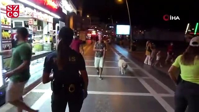 Marmaris Polisi bu kez ceza değil maske dağıttı