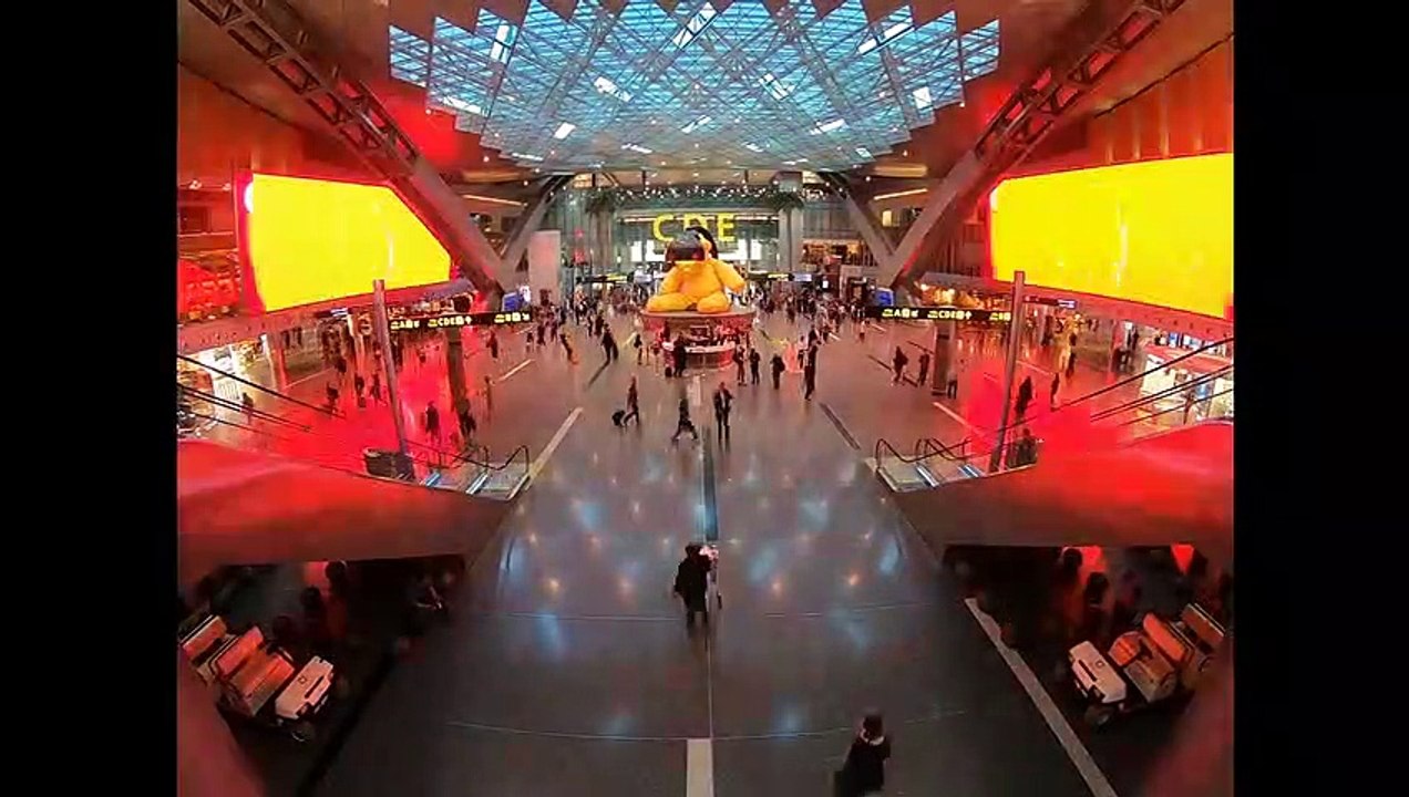 Welcome to #Dubai and Abu Dhabi the #UAE - United Arab Emirates - man & camera