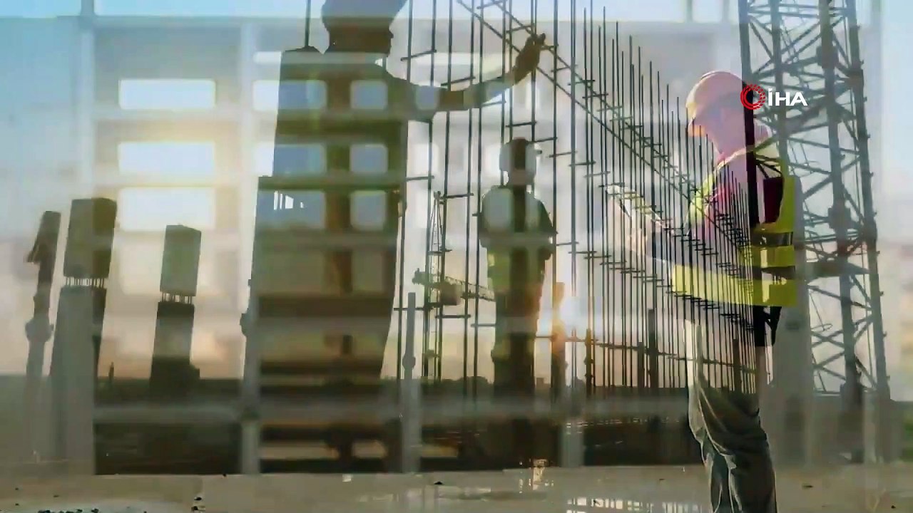 Bakan Kurum: “17 Ağustos depreminin acılarını unutmadık”