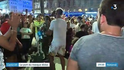 Coronavirus : le port du masque divise