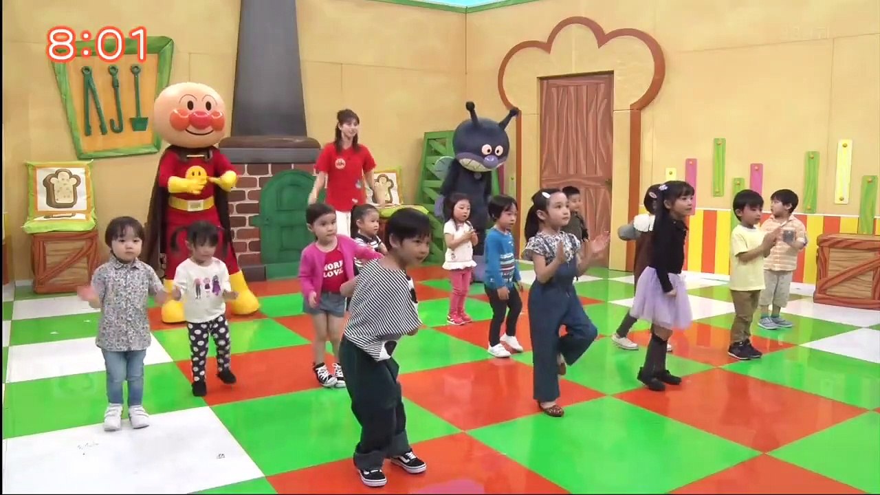 それいけ!アンパンマンくらぶ うた、ちがうのはどれだ、すうじあそび、これなんだ 200817 P1