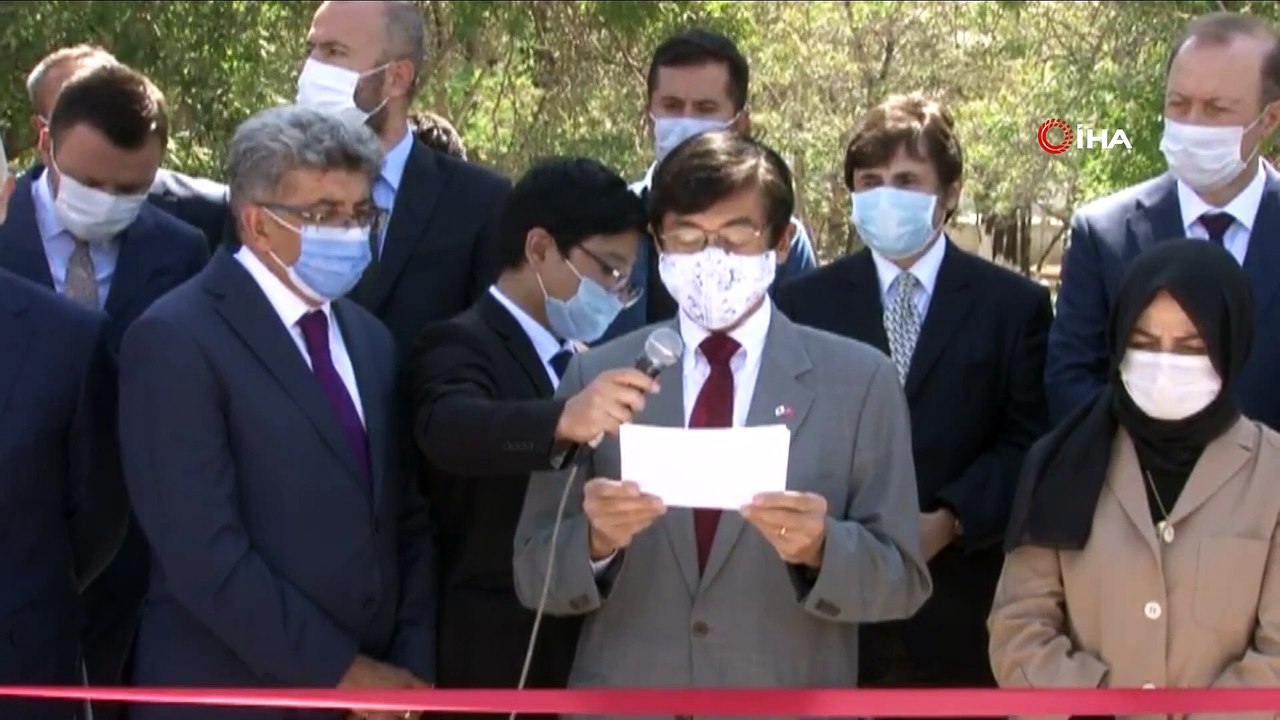 Van'da Ulaştırma ve Altyapı Bakanı Adil Karaismailoğlu ve Japonya'nın Ankara Büyükelçisi Miyajima Akio ile 'Dr. Miyazaki Koru Parkı' açılışı