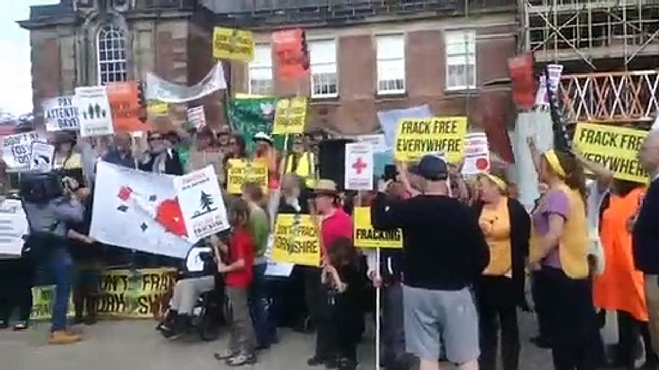 Fracking North Yorkshire waiting for council vote