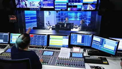 "Du sperme, du sang, des larmes et du détail" : le secret d'un bon fait divers selon Christophe Hondelatte