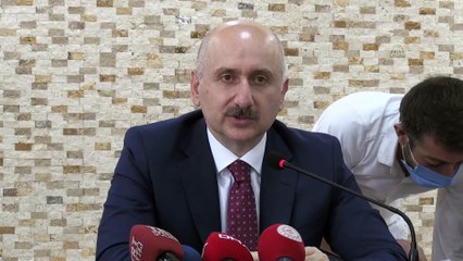 Ulaştırma ve Altyapı Bakanı Karaismailoğlu, AK Parti Van İl Başkanlığı'nı ziyaret etti