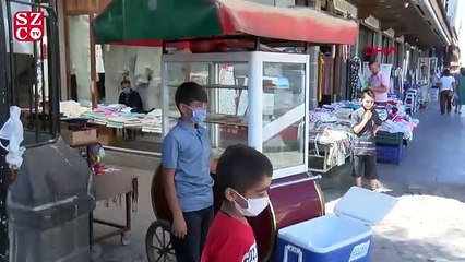 Sosyal deneyle gündem olan simitçi Mert: İnsanlık vazifemi yaptım