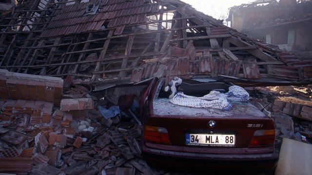 Kılıçdaroğlu 17 Ağustos'un yıl dönümünde sordu: 34 milyar dolar nerede?