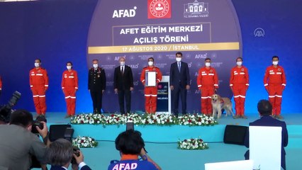 Скачать видео: 17 Ağustos Anma Etkinlikleri İstanbul Programı - Sertifika takdimi - İSTANBUL