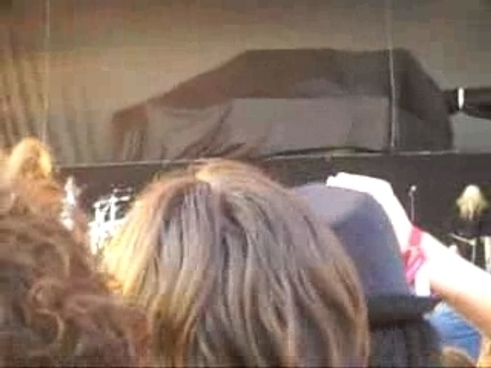 Korn Here to stay (intro) graspop 2007