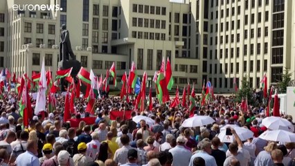 Lukasenka: csak a holttestemen át lehet új választást tartani