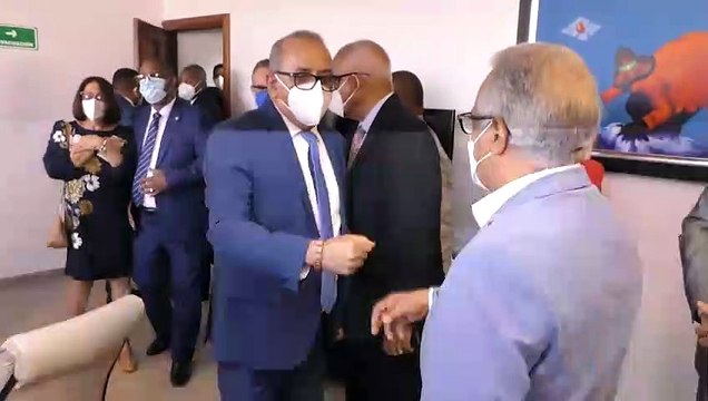 Nuevo ministro de Salud asegura la prioridad es controlar la COVID-19