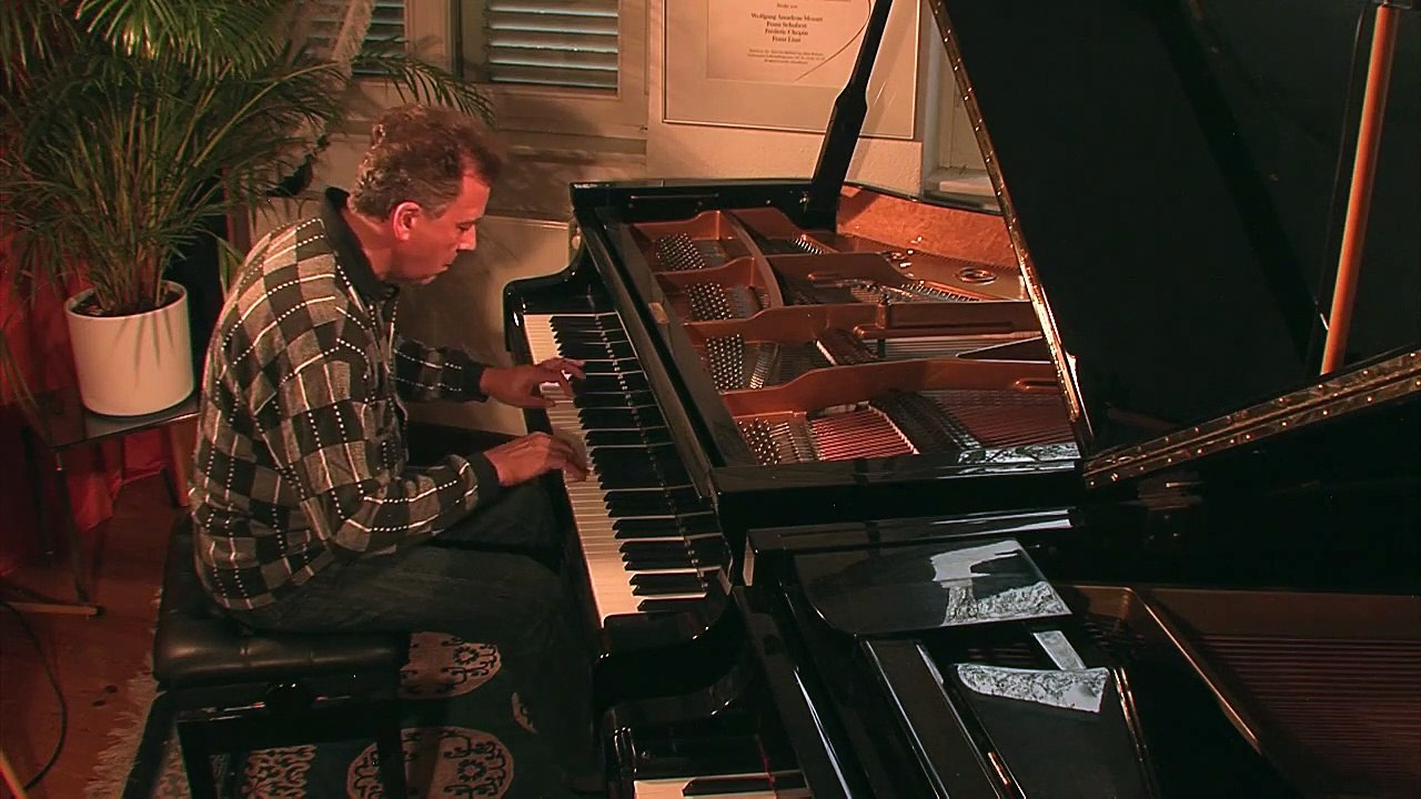 Johann Sebastian Bach vier zweistimmige Inventionen fur Linkshander C-Dur - d-moll - F-Dur - a-moll