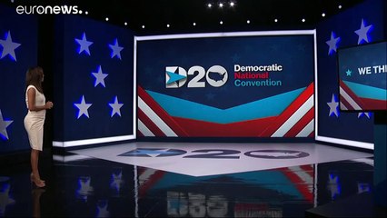 ميشيل أوباما تقول إن ترامب يُظهر "افتقارا تاما للتعاطف"