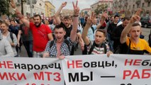 'No more fear!': Belarus president heckled by striking workers