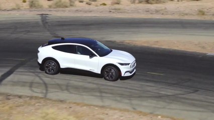 Ford Mustang Mach-E - Soluzioni connesse per la ricarica