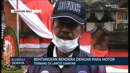 HUT RI Ke 75 Para Motor Bentangkan Bendera Terbang Di Atas Kota Gianyar