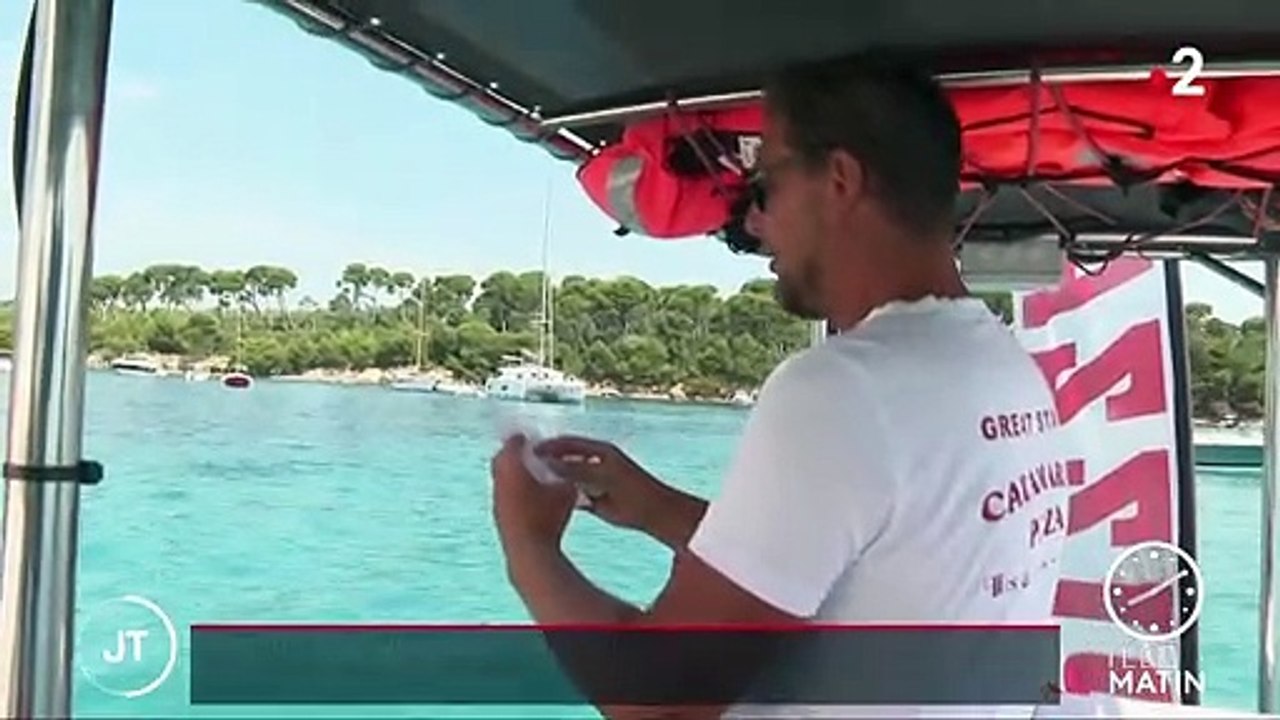 Alpes-Maritimes : un catamaran-pizzeria régale les plaisanciers
