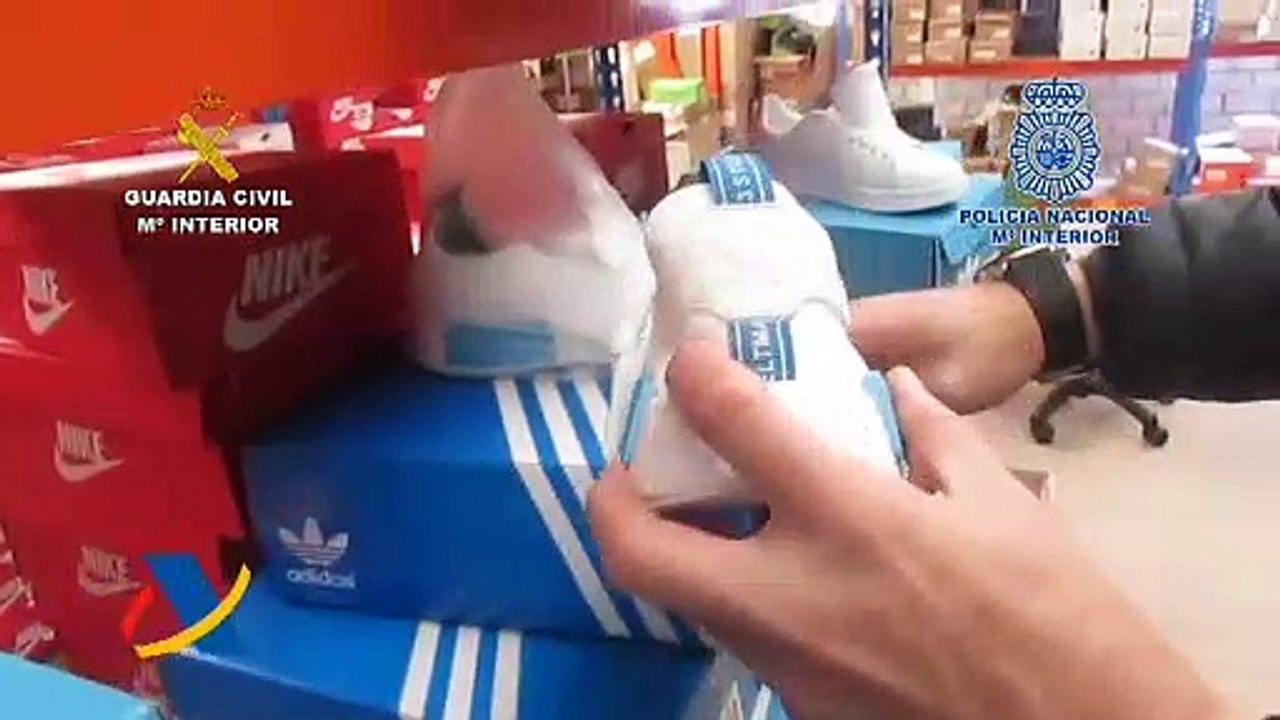 Desmantelado por segunda vez un taller que falsificaba prendas de marca