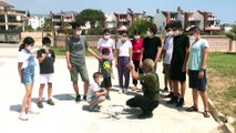 Eğitim verilen çocuklar ilk kez drone uçurmanın heyecanını yaşıyor - MERSİN