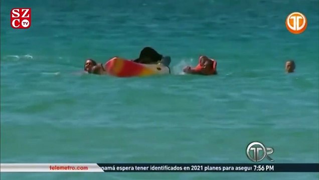 Portekiz Cumhurbaşkanı, boğulma tehlikesi geçiren kadınları kurtardı