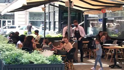 Azerbaycan’da kafe ve restoranlar yeniden açıldı
