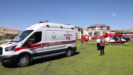 Beyin kanaması geçiren çocuk hava ambulansıyla hastaneye sevk edildi - MALATYA