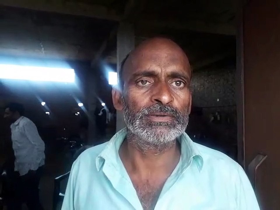 पुलिस की कार्यशैली से परेशान पिता मृत बेटे को न्याय दिलाने भटक रहा