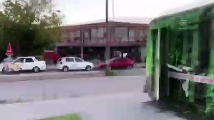 Bir tırın dorsesinde seyahat eden çok sayıda düzensiz göçmen yakalandı - SAMSUN