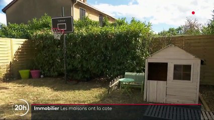 Immobilier : les maisons en région attirent les acheteurs
