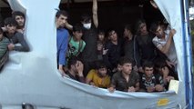 Bir tırın dorsesinde seyahat eden çok sayıda düzensiz göçmen yakalandı (3) - SAMSUN