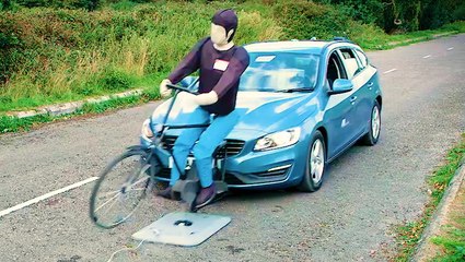 How dummy pedestrians help test car safety systems