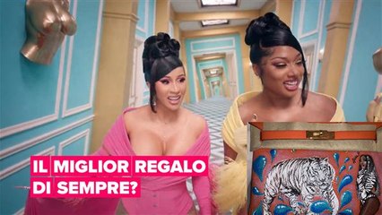 Cardi B regala a Megan una birkin personalizzata per festeggiare 'WAP'
