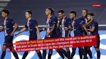 Scènes de liesse dans les rues de Paris après la victoire du PSG