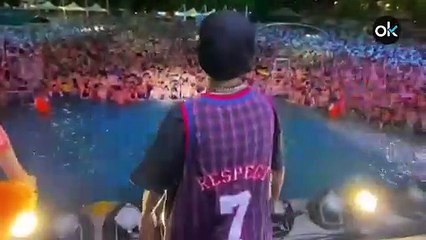 Increíble pool party en Wuhan