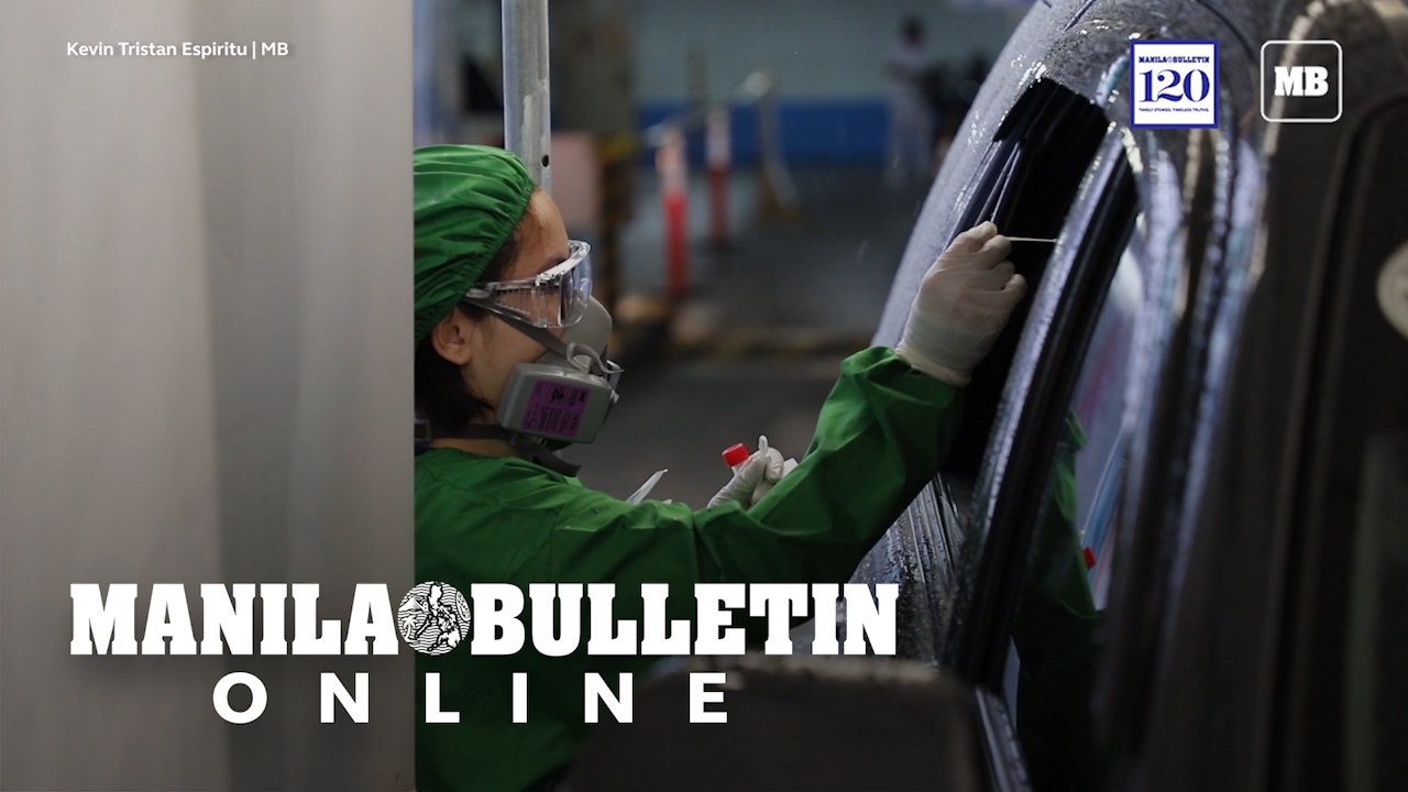 A hospitlal in Pasig offers the gold standard RT-PCR swab test at its drive-thru COVID testing site