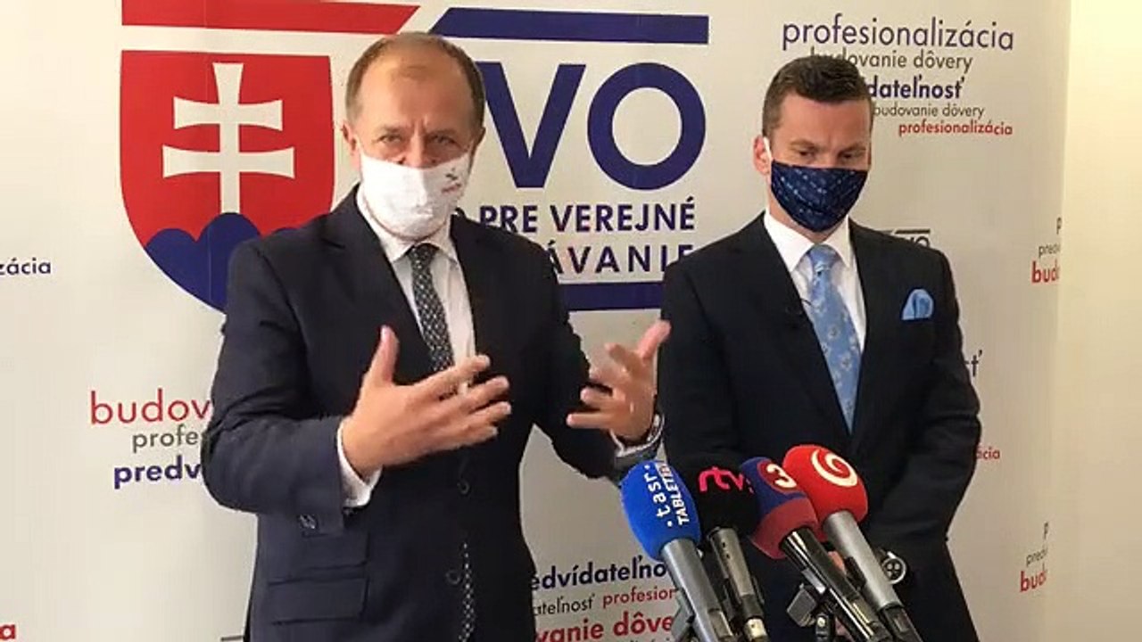 ZÁZNAM: Brífing predsedu ÚVO Miroslava Hliváka